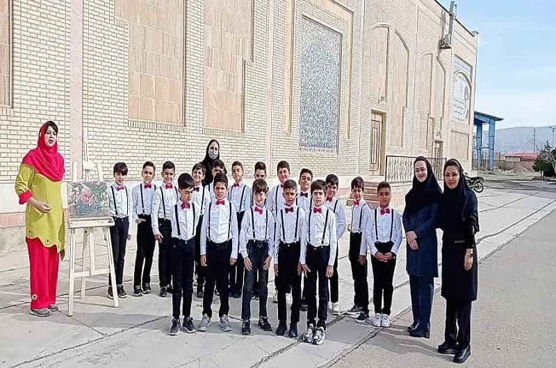 پیش دبستانی و دبستان غیردولتی پسرانه الوند